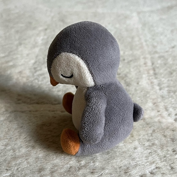 Jellycat Hibernating Penguin - Picture 4 of 11